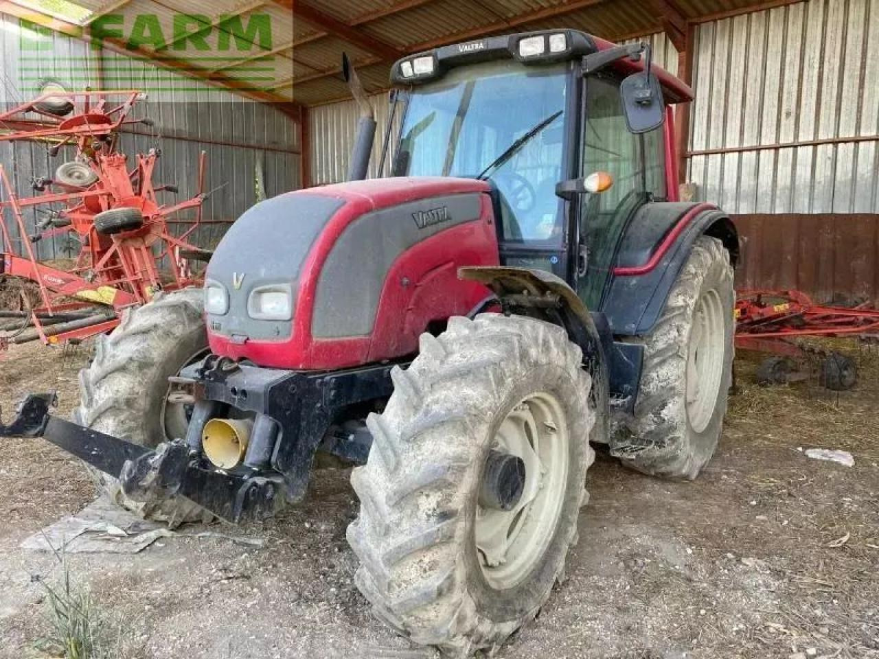 Valtra n111 - Tracteur agricole: photos 1 Valtra n111 - Tracteur agricole: photos 1