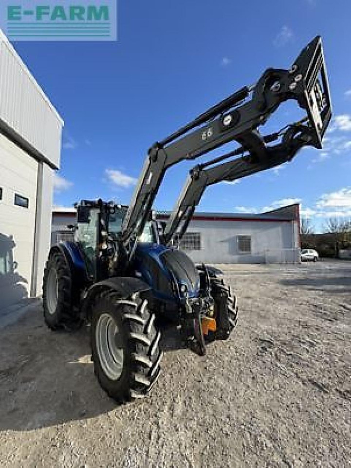 Valtra n134a - Tracteur agricole: photos 1 Valtra n134a - Tracteur agricole: photos 1