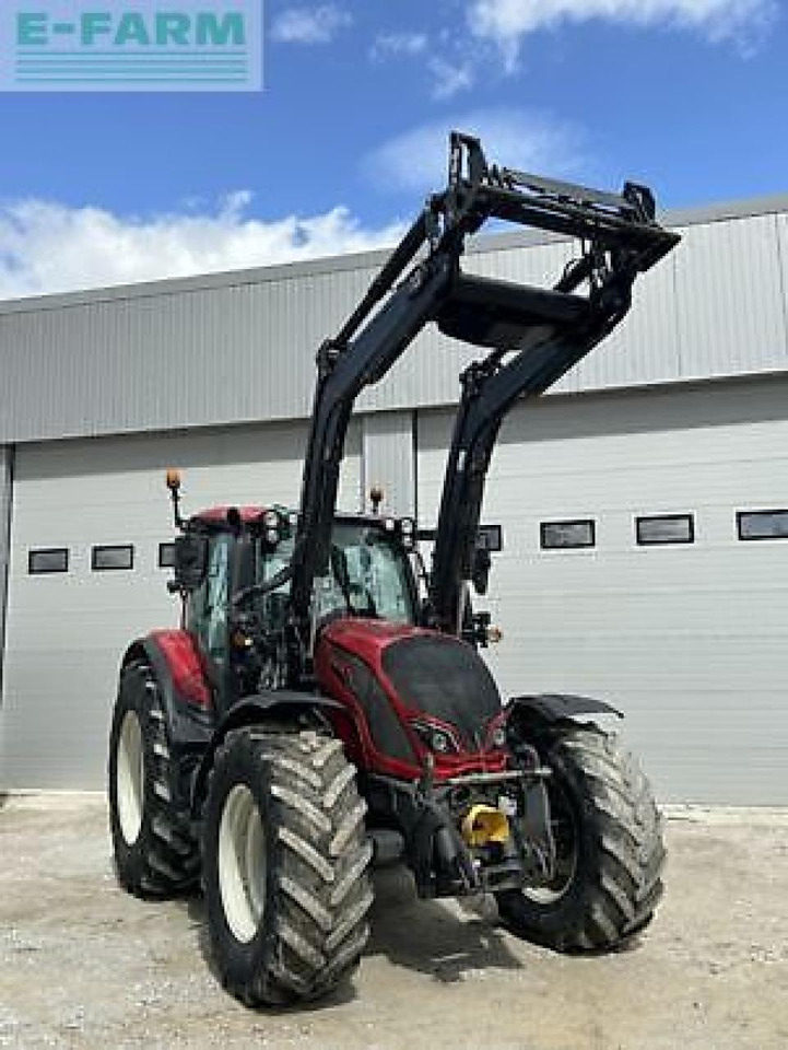 Valtra n134a - Tracteur agricole: photos 1 Valtra n134a - Tracteur agricole: photos 1