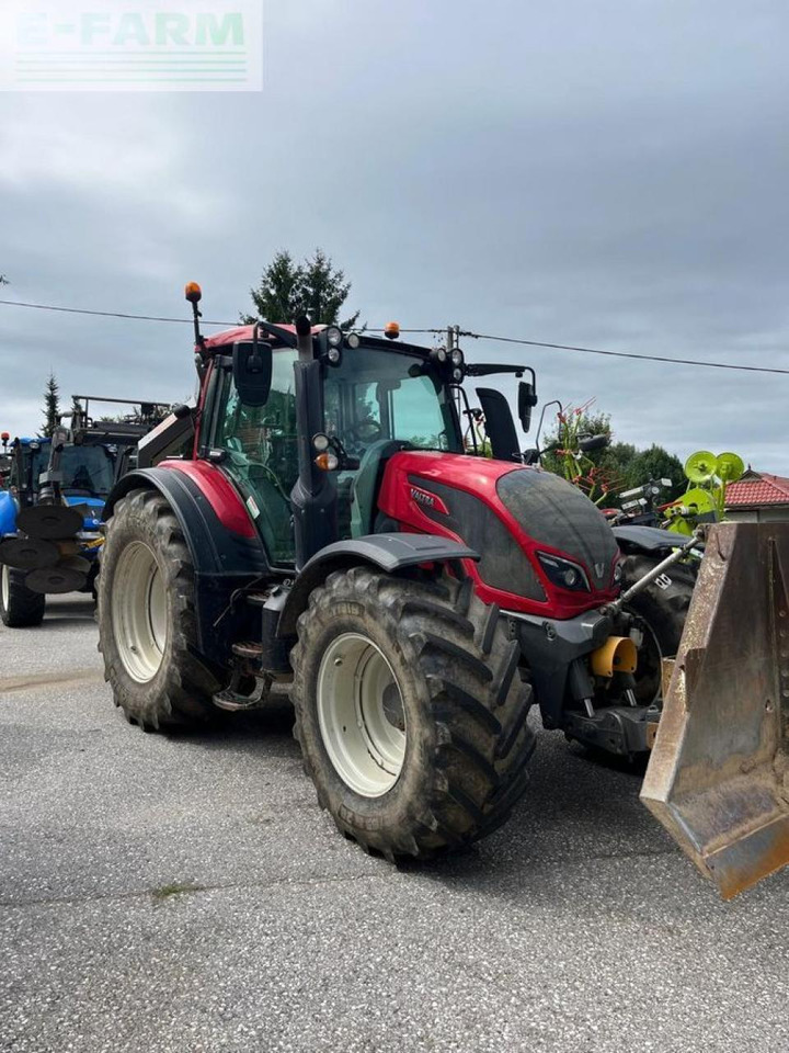 Valtra n154e direct Direct - Tracteur agricole: photos 2 Valtra n154e direct Direct - Tracteur agricole: photos 2
