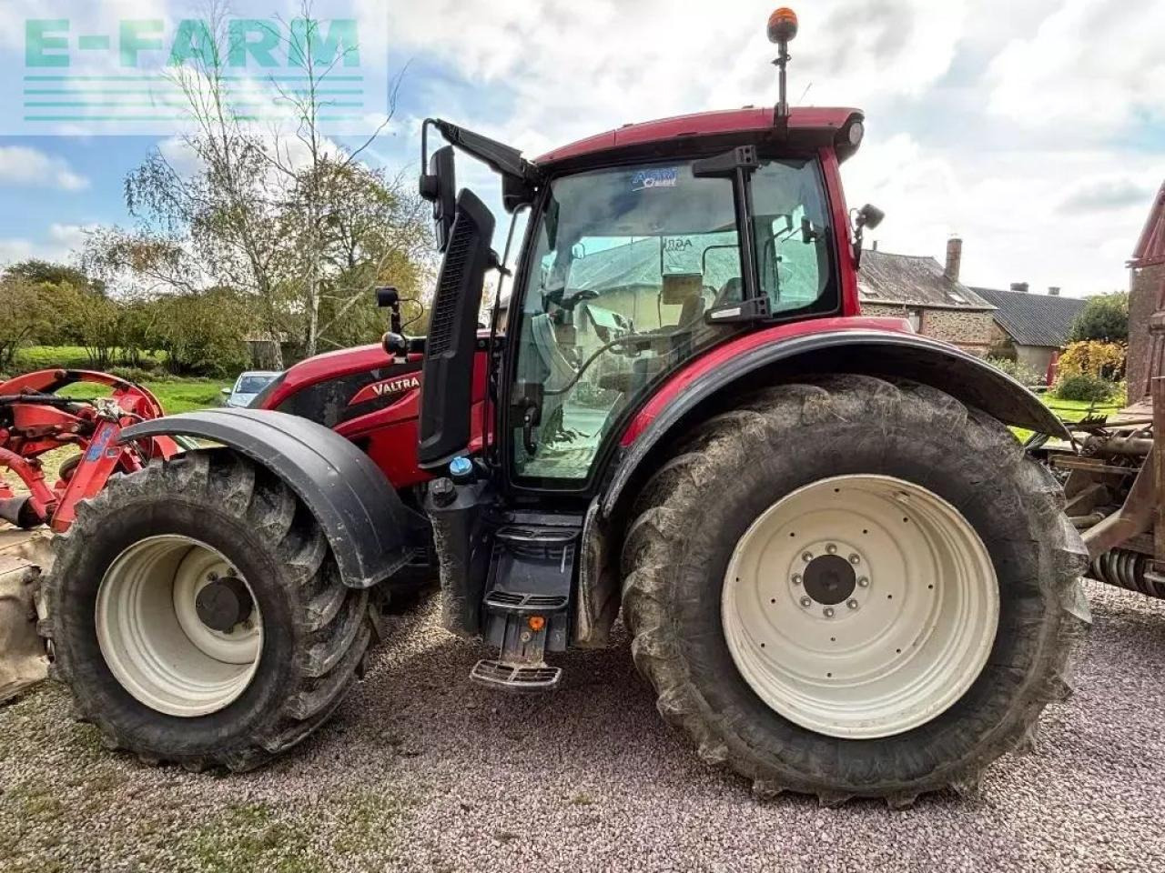 Valtra n154ed - Tracteur agricole: photos 1 Valtra n154ed - Tracteur agricole: photos 1