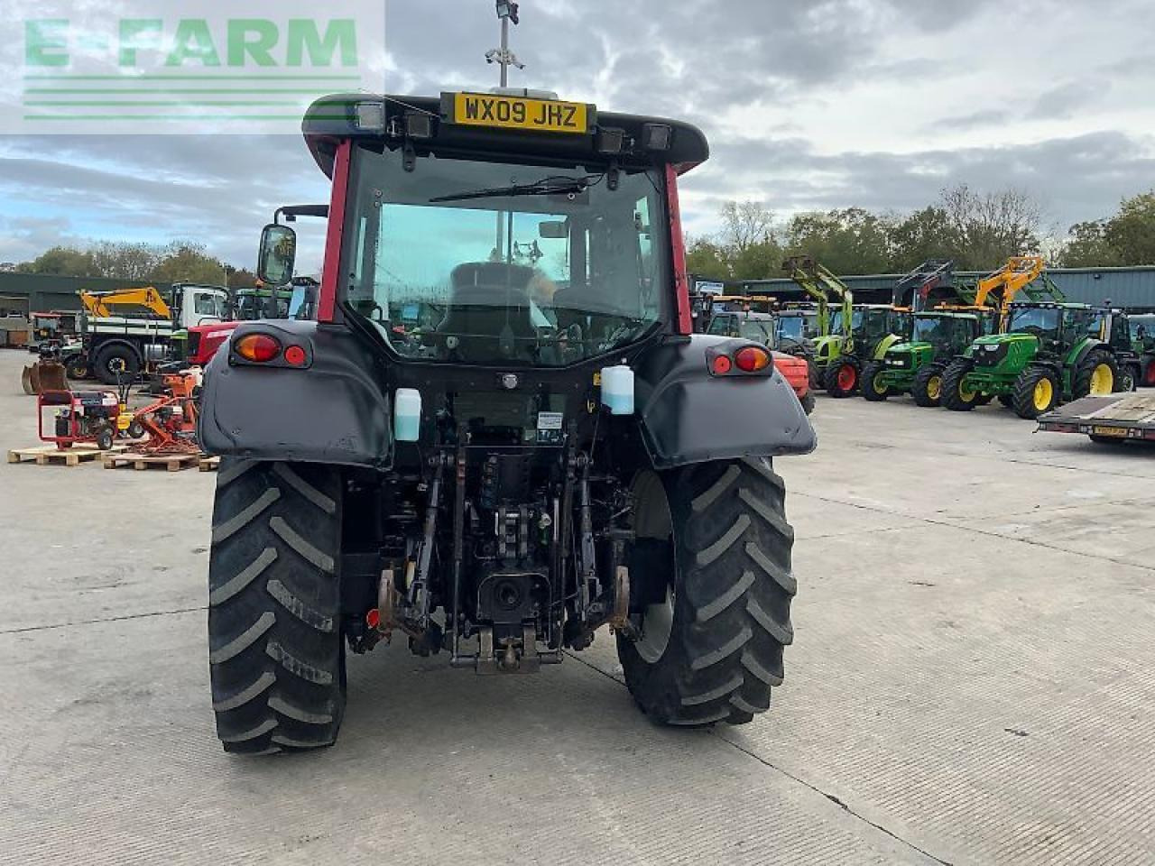 Valtra n92 tractor (st24838) - Tracteur agricole: photos 3 Valtra n92 tractor (st24838) - Tracteur agricole: photos 3