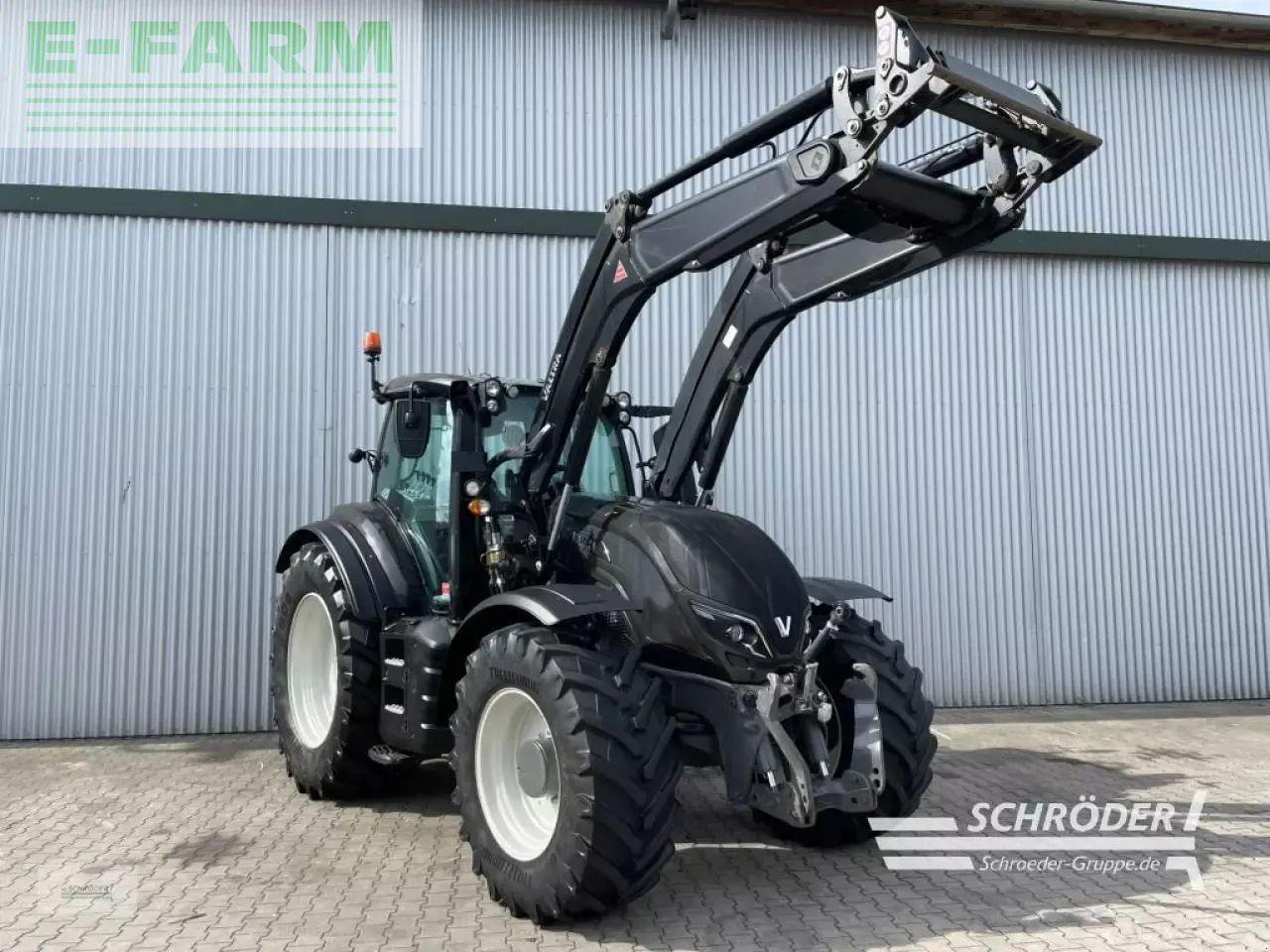Valtra t 174 ea - Tracteur agricole: photos 1 Valtra t 174 ea - Tracteur agricole: photos 1
