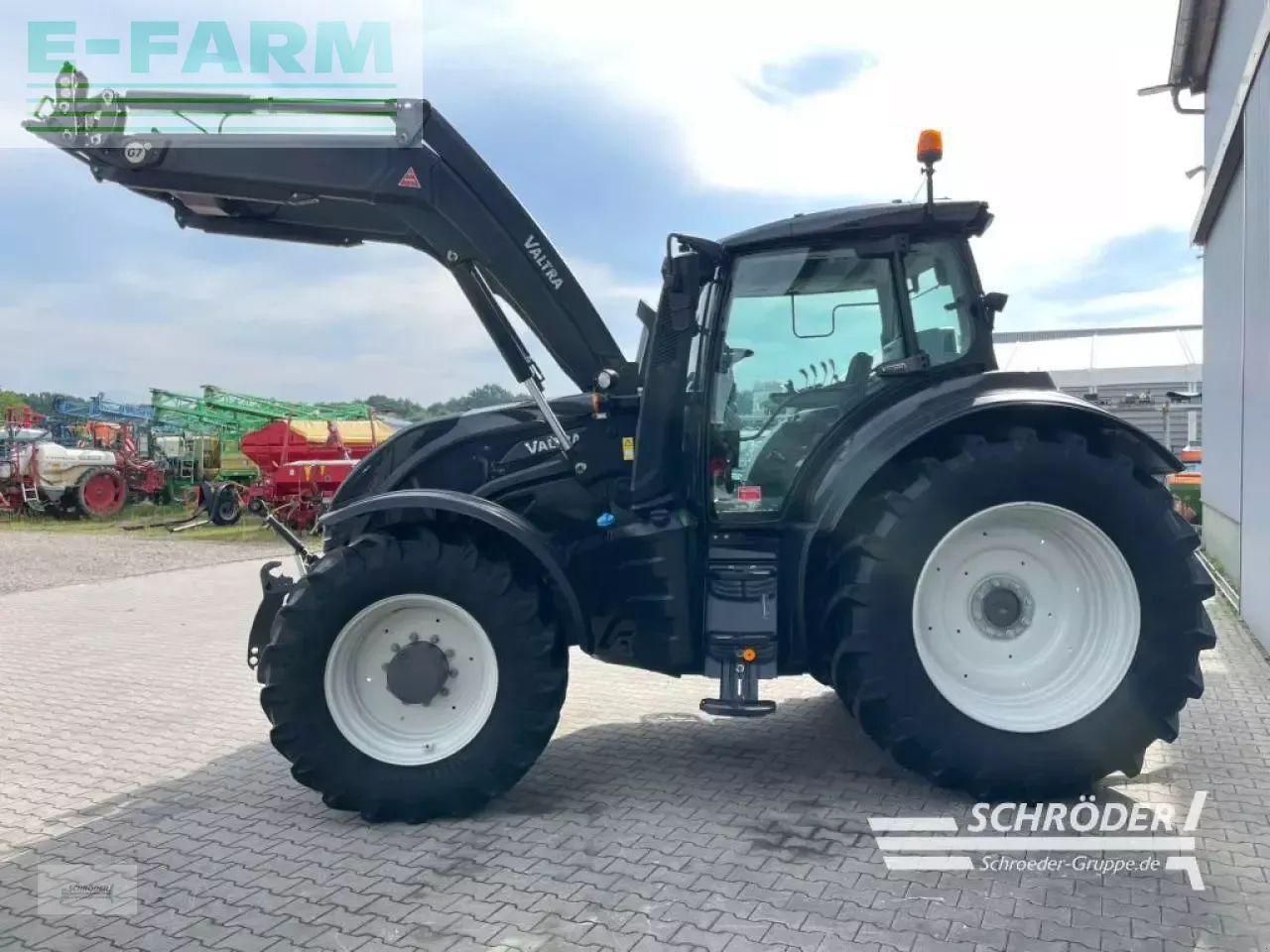 Valtra t 174 ea - Tracteur agricole: photos 4 Valtra t 174 ea - Tracteur agricole: photos 4