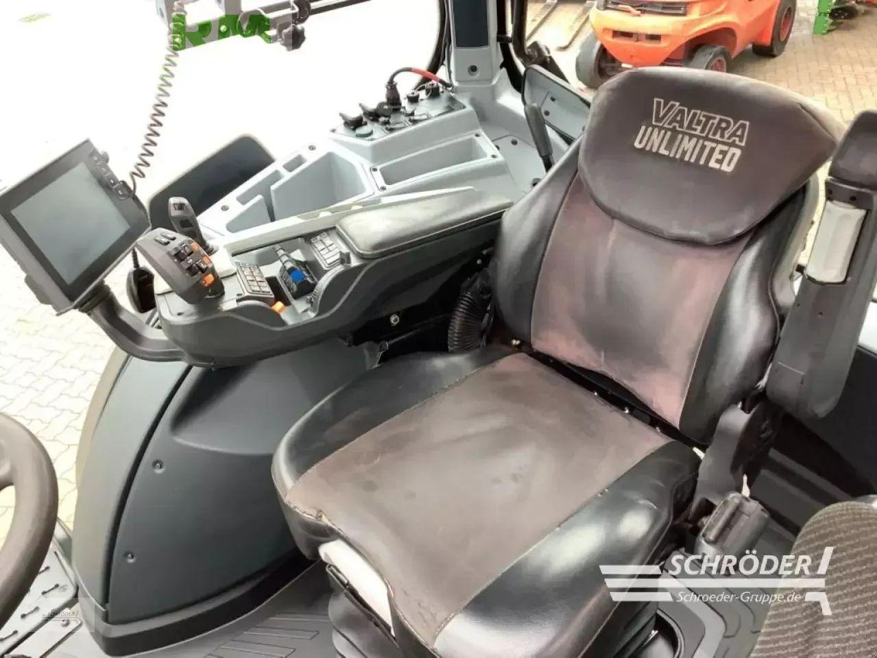 Tracteur agricole Valtra t 174 ed smarttouch | rtk | unlimited: photos 11