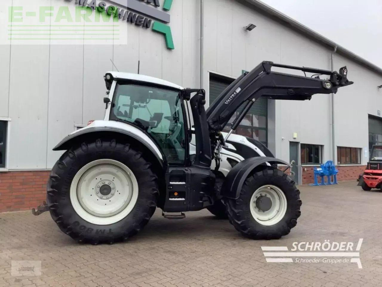 Valtra t 174 ed smarttouch | rtk | unlimited - Tracteur agricole: photos 5 Valtra t 174 ed smarttouch | rtk | unlimited - Tracteur agricole: photos 5