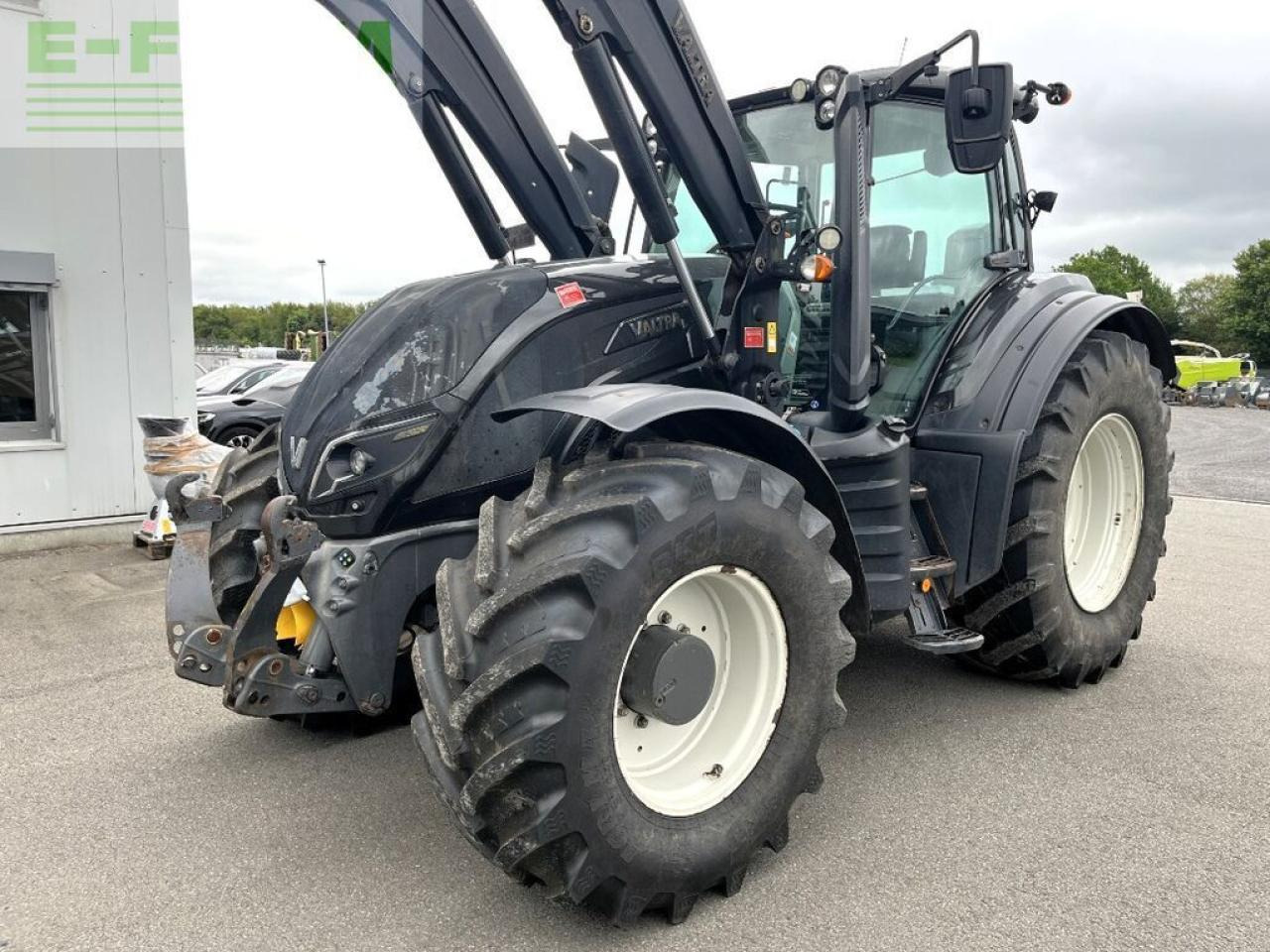 Valtra t 194 s, fkh + fzw, alö g7 m frontlader - Tracteur agricole: photos 2 Valtra t 194 s, fkh + fzw, alö g7 m frontlader - Tracteur agricole: photos 2
