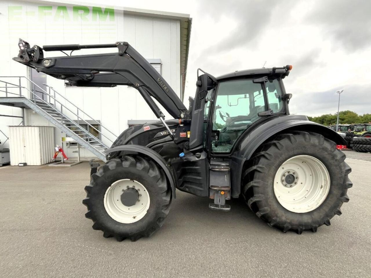 Valtra t 194 s, fkh + fzw, alö g7 m frontlader - Tracteur agricole: photos 5 Valtra t 194 s, fkh + fzw, alö g7 m frontlader - Tracteur agricole: photos 5