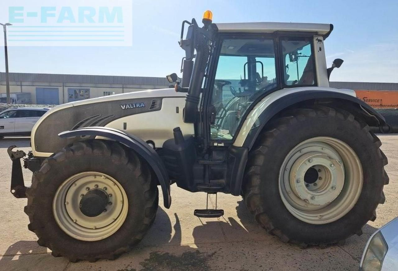 Valtra t 202 - Tracteur agricole: photos 2 Valtra t 202 - Tracteur agricole: photos 2