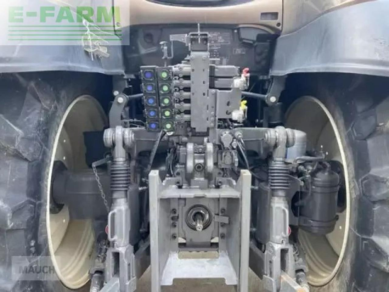 Valtra t 214 direct Direct - Tracteur agricole: photos 5 Valtra t 214 direct Direct - Tracteur agricole: photos 5