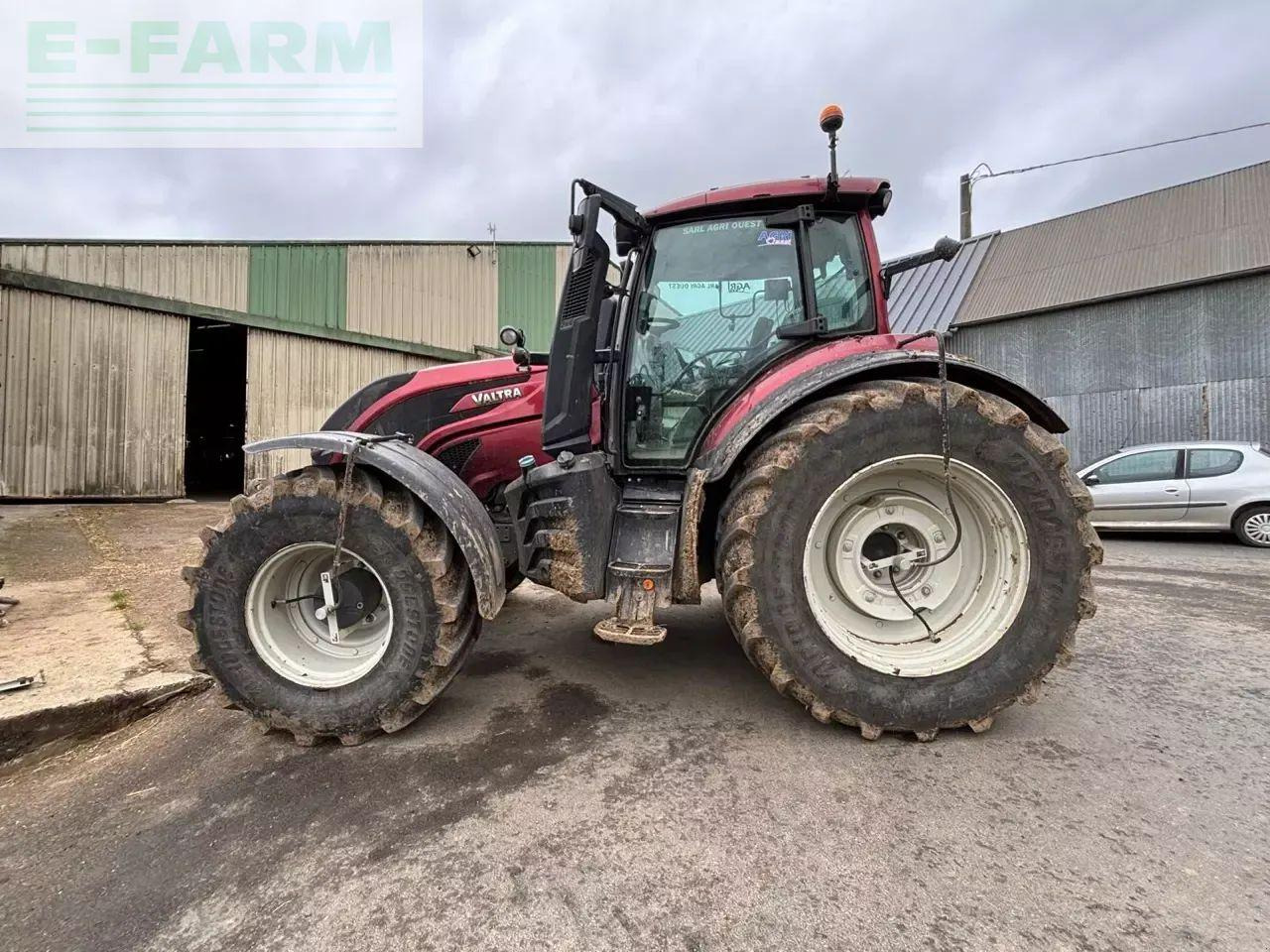 Valtra t 234 v smarttouch - Tracteur agricole: photos 1 Valtra t 234 v smarttouch - Tracteur agricole: photos 1