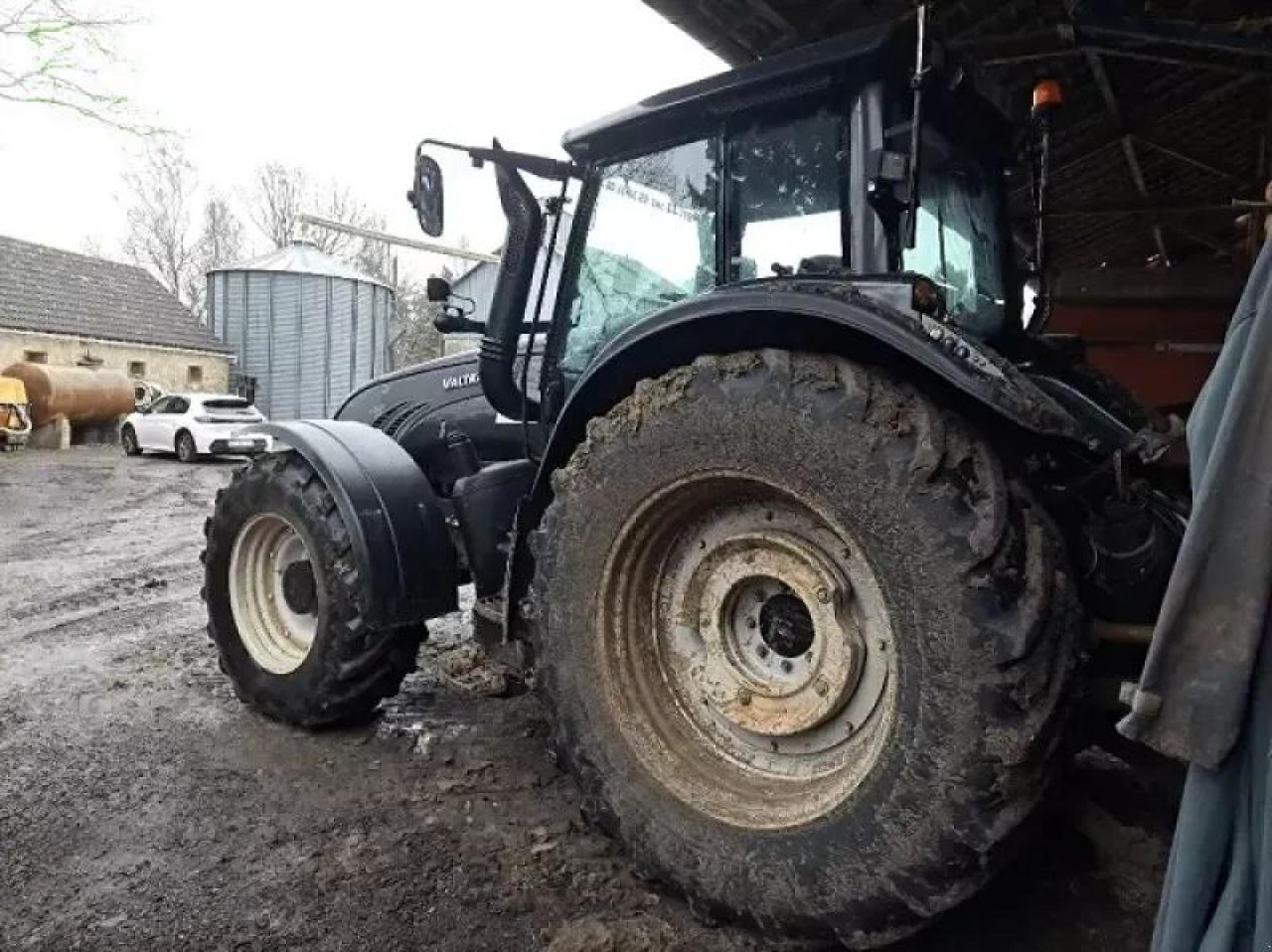 Valtra t172 - Tracteur agricole: photos 4 Valtra t172 - Tracteur agricole: photos 4
