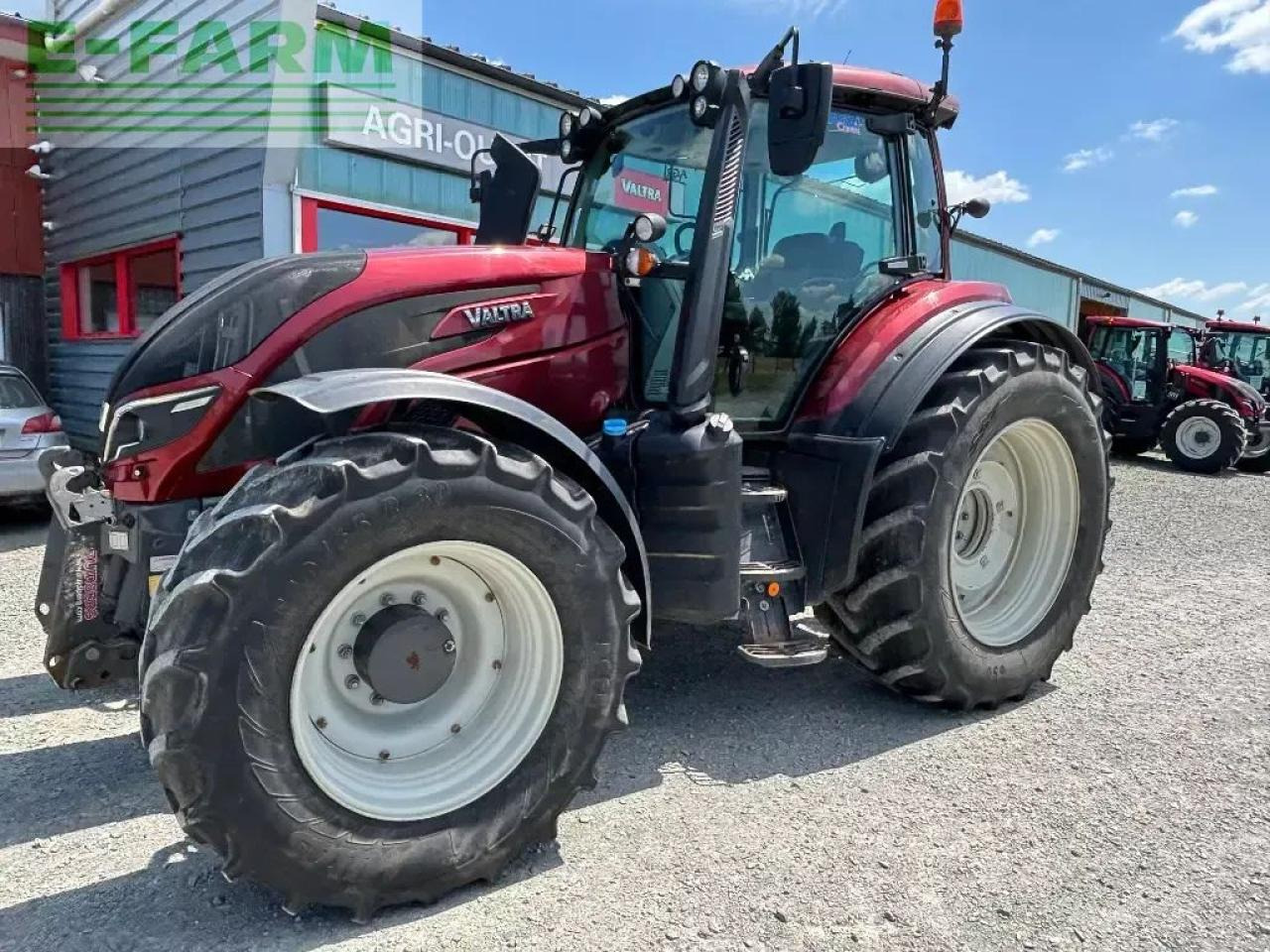 Valtra t174 active - Tracteur agricole: photos 1 Valtra t174 active - Tracteur agricole: photos 1