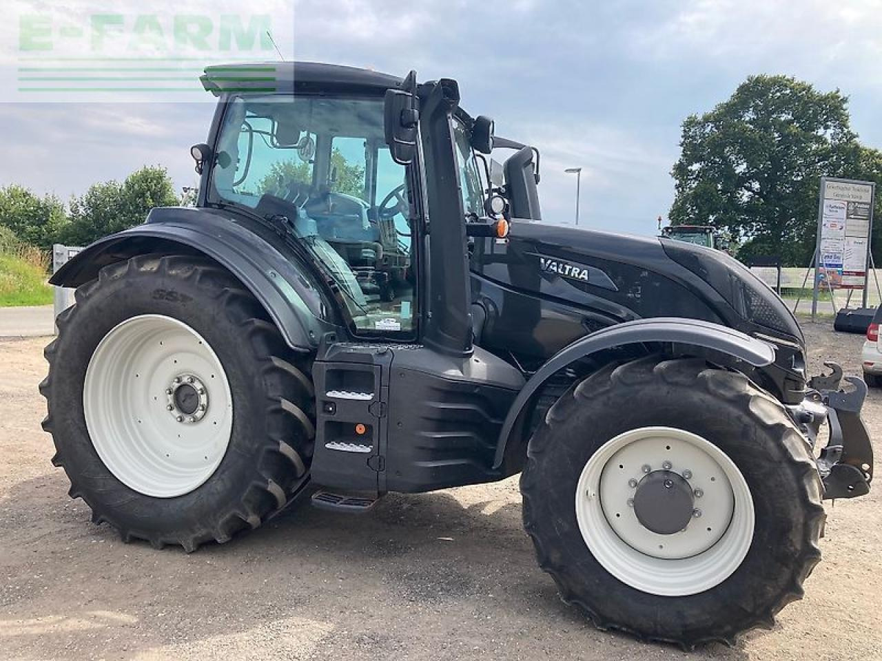 Valtra t254a mr19 - Tracteur agricole: photos 2 Valtra t254a mr19 - Tracteur agricole: photos 2