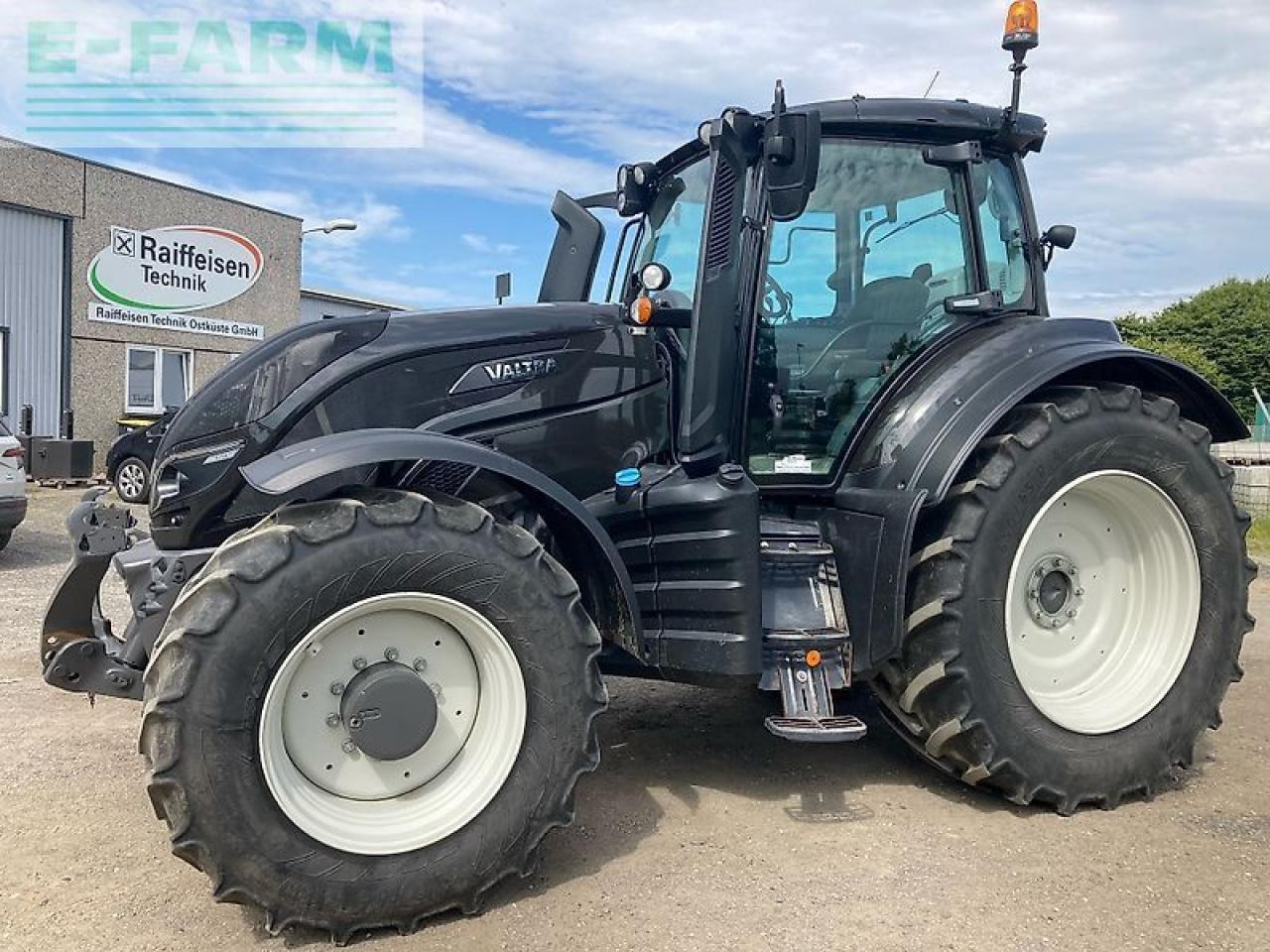 Valtra t254a mr19 - Tracteur agricole: photos 1 Valtra t254a mr19 - Tracteur agricole: photos 1