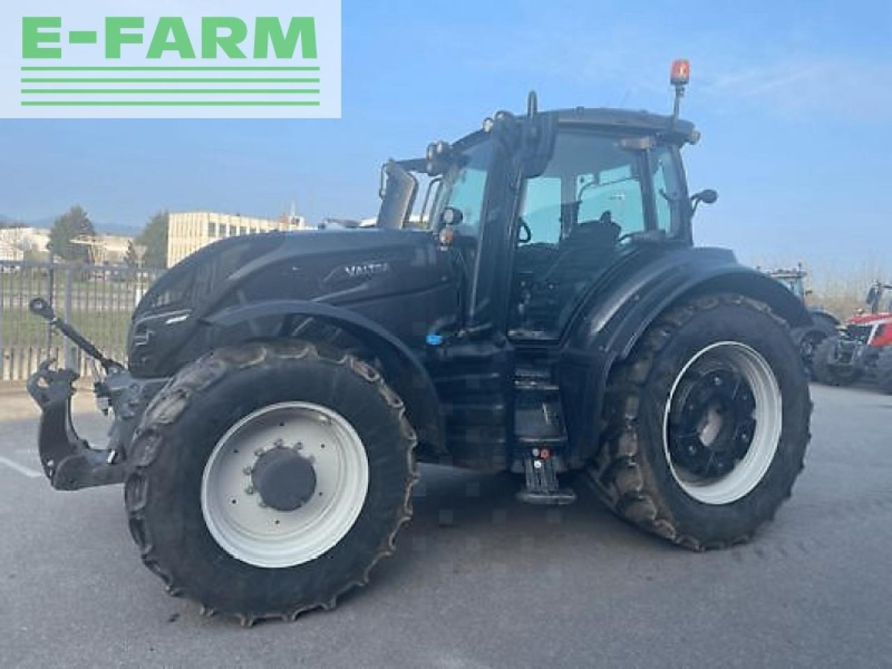 Valtra t254v - Tracteur agricole: photos 1 Valtra t254v - Tracteur agricole: photos 1