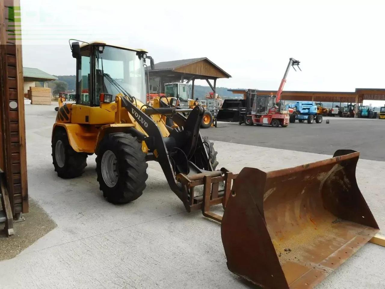 Volvo l35b-z/s ( 6.650kg ) - Mini pelle: photos 5 Volvo l35b-z/s ( 6.650kg ) - Mini pelle: photos 5