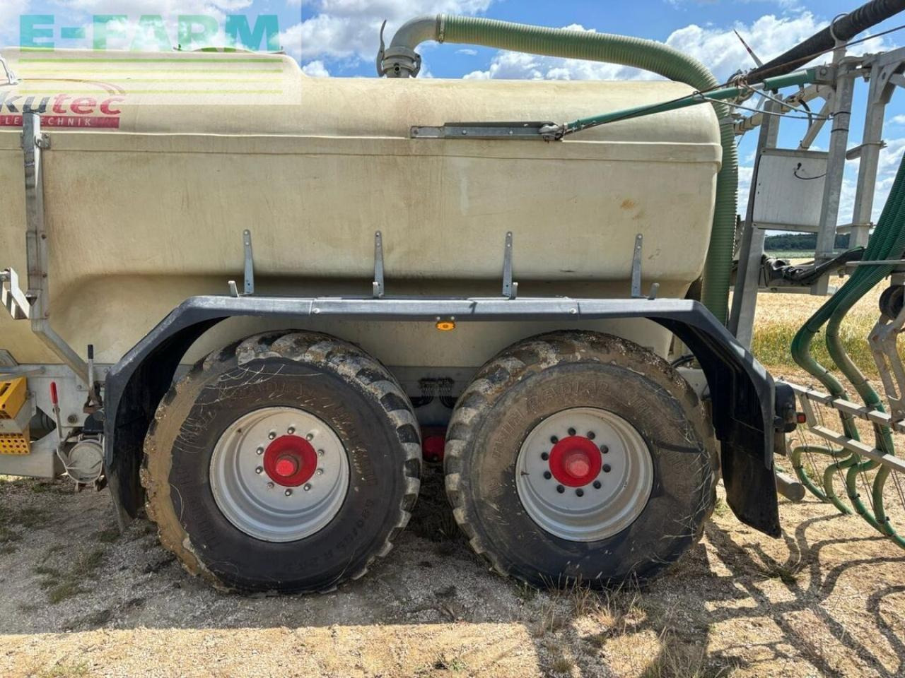 K 14 pul 14m3 mit 15m schleppschlauch - Tonne à lisier: photos 5 K 14 pul 14m3 mit 15m schleppschlauch - Tonne à lisier: photos 5