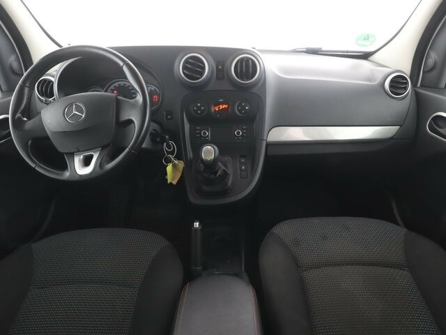 MERCEDES-BENZ Citan 111 Tourer,Klima,Sitzheizung,Tempomat,AHK... - Autre matériel: photos 2 MERCEDES-BENZ Citan 111 Tourer,Klima,Sitzheizung,Tempomat,AHK... - Autre matériel: photos 2