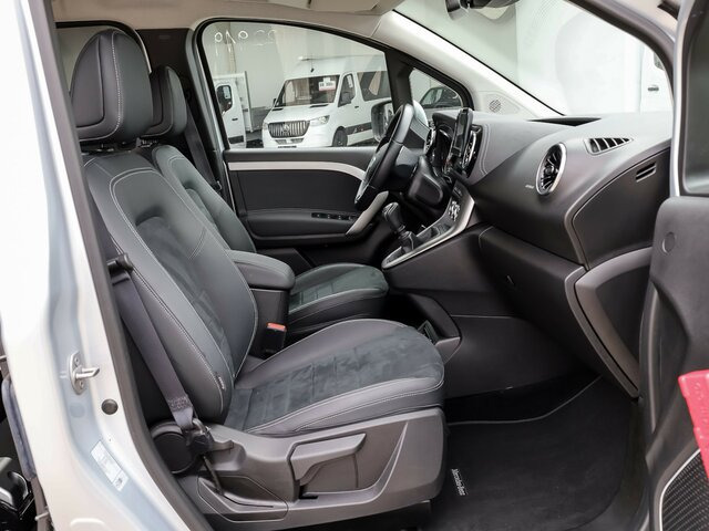 MERCEDES-BENZ T 180 Progressive,AMF Rollstuhlrampe,LED,Navi... - Autre matériel: photos 4 MERCEDES-BENZ T 180 Progressive,AMF Rollstuhlrampe,LED,Navi... - Autre matériel: photos 4