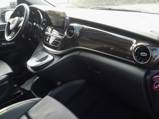 MERCEDES-BENZ V 300 Avantgarde Extralang,2xSchiebetür elektr.... - Autre matériel: photos 2 MERCEDES-BENZ V 300 Avantgarde Extralang,2xSchiebetür elektr.... - Autre matériel: photos 2