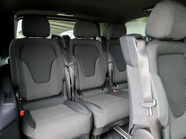 MERCEDES-BENZ EQV 300 lang,8Sitzer,2xSchiebetür,360°Kamera... - Minibus, Bus électrique: photos 4 MERCEDES-BENZ EQV 300 lang,8Sitzer,2xSchiebetür,360°Kamera... - Minibus, Bus électrique: photos 4