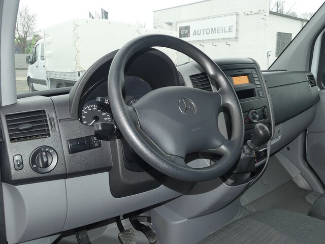 MERCEDES-BENZ Sprinter 311 CDI DOKA Pritsche,AHK,Standheizung - Fourgon plateau, Utilitaire double cabine: photos 4 MERCEDES-BENZ Sprinter 311 CDI DOKA Pritsche,AHK,Standheizung - Fourgon plateau, Utilitaire double cabine: photos 4