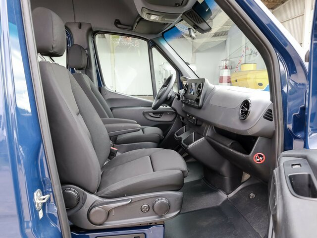 MERCEDES-BENZ Sprinter 315 CDI Maxi Kombi Tourer,8Sitze,Kamera - Transport de personnes: photos 2 MERCEDES-BENZ Sprinter 315 CDI Maxi Kombi Tourer,8Sitze,Kamera - Transport de personnes: photos 2