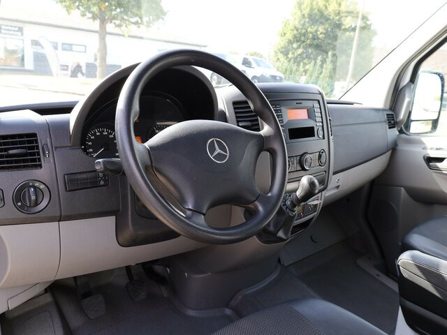 MERCEDES-BENZ Sprinter 316CDI DOKA,Allrad,AHK,TCO,Standhzg. - Véhicule utilitaire plateau baché, Utilitaire double cabine: photos 4 MERCEDES-BENZ Sprinter 316CDI DOKA,Allrad,AHK,TCO,Standhzg. - Véhicule utilitaire plateau baché, Utilitaire double cabine: photos 4