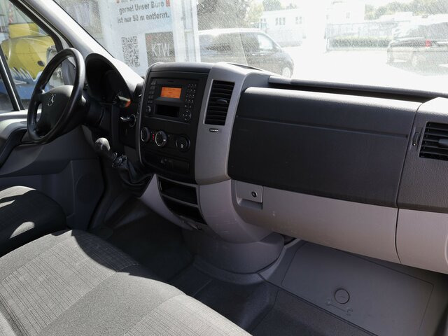 MERCEDES-BENZ Sprinter 316CDI Pritsche,Allrad,Klima... - Fourgon plateau: photos 2 MERCEDES-BENZ Sprinter 316CDI Pritsche,Allrad,Klima... - Fourgon plateau: photos 2