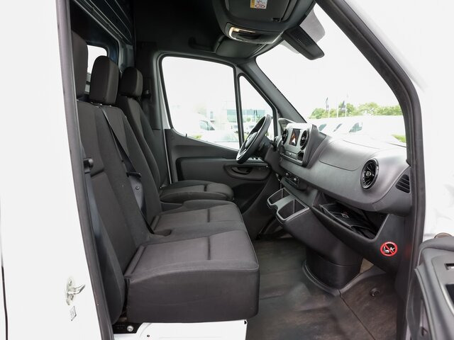 MERCEDES-BENZ Sprinter 317 CDI,3665mm,Automatik,Kamera - Fourgon utilitaire: photos 3 MERCEDES-BENZ Sprinter 317 CDI,3665mm,Automatik,Kamera - Fourgon utilitaire: photos 3