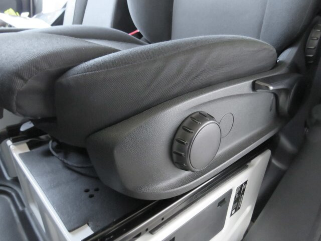 Fourgon utilitaire MERCEDES-BENZ Sprinter 317 CDI,3665mm,Automatik,Kamera...: photos 8