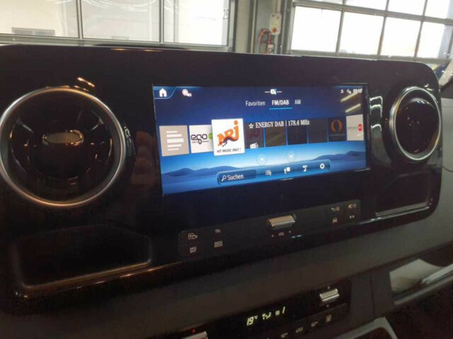 MERCEDES-BENZ Sprinter 317 CDI Maxi Kombi Tourer,9Sitze,9GTr.... - Minibus, Transport de personnes: photos 4 MERCEDES-BENZ Sprinter 317 CDI Maxi Kombi Tourer,9Sitze,9GTr.... - Minibus, Transport de personnes: photos 4