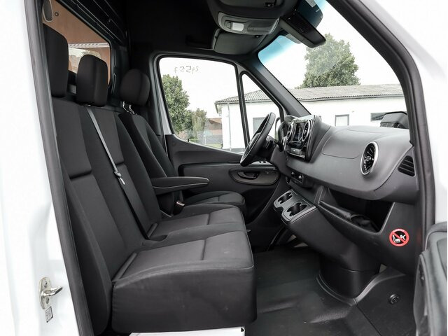MERCEDES-BENZ Sprinter 317 Maxi,9GTronic,MBUX,Kamera - Fourgon utilitaire: photos 3 MERCEDES-BENZ Sprinter 317 Maxi,9GTronic,MBUX,Kamera - Fourgon utilitaire: photos 3