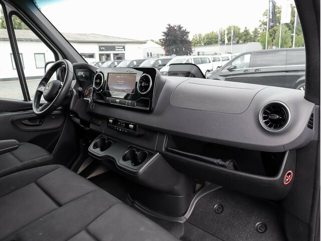 MERCEDES-BENZ Sprinter 317 Maxi,9GTronic,MBUX,Kamera - Fourgon utilitaire: photos 4 MERCEDES-BENZ Sprinter 317 Maxi,9GTronic,MBUX,Kamera - Fourgon utilitaire: photos 4