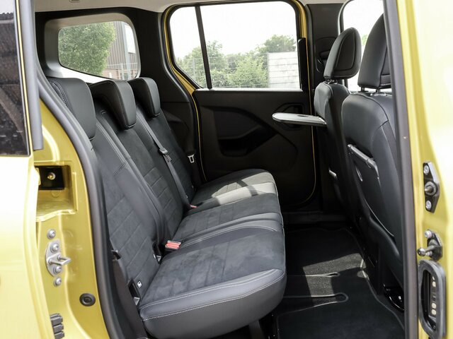 MERCEDES-BENZ T 180 Progressive,LED,Navi,Kamera,Tempomat - Transport de personnes: photos 2 MERCEDES-BENZ T 180 Progressive,LED,Navi,Kamera,Tempomat - Transport de personnes: photos 2