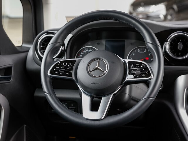 MERCEDES-BENZ T 180 Progressive,MBUX,LED,Navi,Kamera,Tempomat - Transport de personnes: photos 5 MERCEDES-BENZ T 180 Progressive,MBUX,LED,Navi,Kamera,Tempomat - Transport de personnes: photos 5