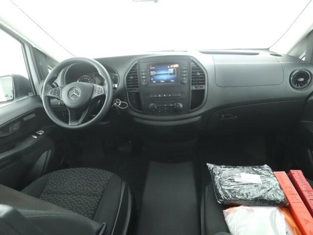 MERCEDES-BENZ Vito 114 TourerPro,Extralang,8Sitzer,Automatik... - Transport de personnes: photos 2 MERCEDES-BENZ Vito 114 TourerPro,Extralang,8Sitzer,Automatik... - Transport de personnes: photos 2