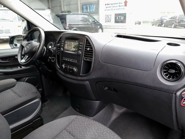MERCEDES-BENZ Vito 114 TourerPro,Extralang,AMF Rollstuhlrampe... - Transport de personnes: photos 3 MERCEDES-BENZ Vito 114 TourerPro,Extralang,AMF Rollstuhlrampe... - Transport de personnes: photos 3