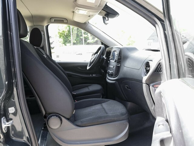 MERCEDES-BENZ Vito 114 TourerPro,lang,Automatik,8Sitze,Kamera - Transport de personnes: photos 2 MERCEDES-BENZ Vito 114 TourerPro,lang,Automatik,8Sitze,Kamera - Transport de personnes: photos 2