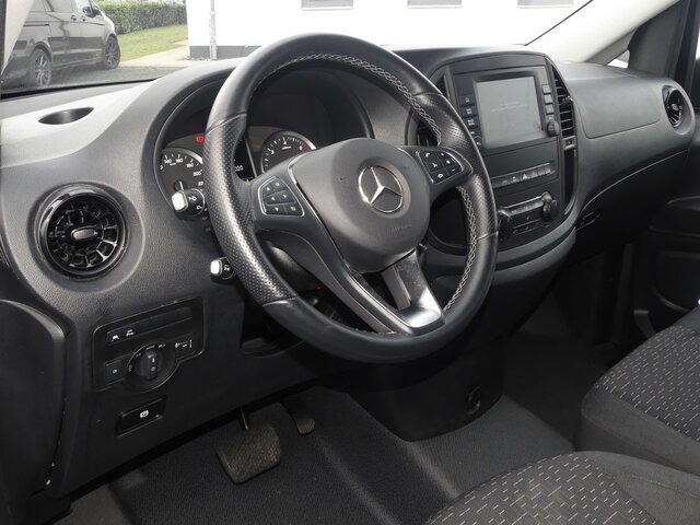 MERCEDES-BENZ Vito 116CDI lang,TourerPro,2xKlima,9Sitze - Minibus, Transport de personnes: photos 4 MERCEDES-BENZ Vito 116CDI lang,TourerPro,2xKlima,9Sitze - Minibus, Transport de personnes: photos 4