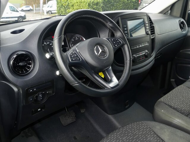 MERCEDES-BENZ Vito 116CDI lang,TourerPro,2xKlima,9Sitze,Kamera - Transport de personnes: photos 4 MERCEDES-BENZ Vito 116CDI lang,TourerPro,2xKlima,9Sitze,Kamera - Transport de personnes: photos 4