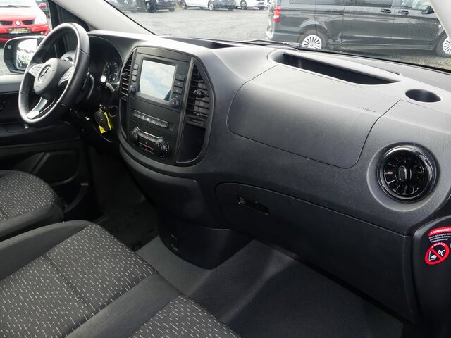 MERCEDES-BENZ Vito 116CDI lang,TourerPro,2xKlima,9Sitze,Kamera - Transport de personnes: photos 3 MERCEDES-BENZ Vito 116CDI lang,TourerPro,2xKlima,9Sitze,Kamera - Transport de personnes: photos 3