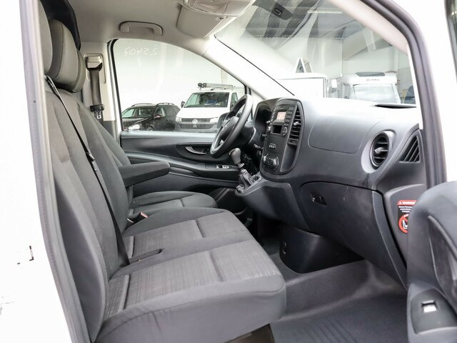 MERCEDES-BENZ Vito114CDI KA lang ,Klima,Sortimo Regalsystem... - Fourgonnette: photos 5 MERCEDES-BENZ Vito114CDI KA lang ,Klima,Sortimo Regalsystem... - Fourgonnette: photos 5