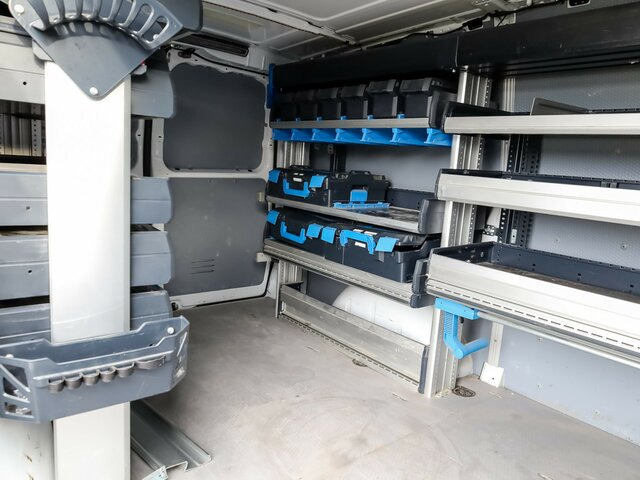 MERCEDES-BENZ Vito114CDI KA lang ,Klima,Sortimo Regalsystem... - Fourgonnette: photos 3 MERCEDES-BENZ Vito114CDI KA lang ,Klima,Sortimo Regalsystem... - Fourgonnette: photos 3