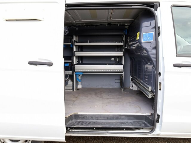 MERCEDES-BENZ Vito114CDI KA lang ,Klima,Sortimo Regalsystem... - Fourgonnette: photos 4 MERCEDES-BENZ Vito114CDI KA lang ,Klima,Sortimo Regalsystem... - Fourgonnette: photos 4