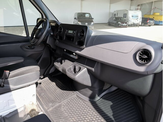 MERCEDES-BENZ eSprinter 312 Kasten FWD,3.924mm Radstand - Fourgon utilitaire, Utilitaire électrique: photos 5 MERCEDES-BENZ eSprinter 312 Kasten FWD,3.924mm Radstand - Fourgon utilitaire, Utilitaire électrique: photos 5