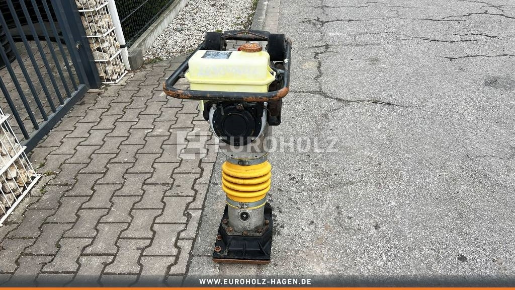 Ammann Vibrationsstampfer ABS 68 - Plaque vibrante: photos 4 Ammann Vibrationsstampfer ABS 68 - Plaque vibrante: photos 4