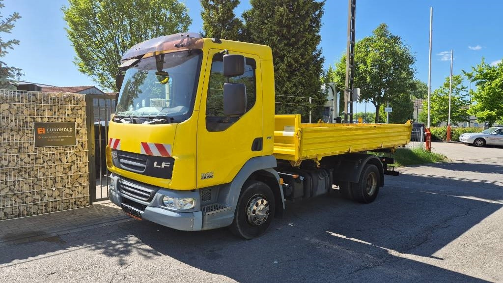 DAF Lkw 3-Seiten-Kipper Meiller 45.220, 2 x AHK, Servo - Camion benne: photos 4 DAF Lkw 3-Seiten-Kipper Meiller 45.220, 2 x AHK, Servo - Camion benne: photos 4