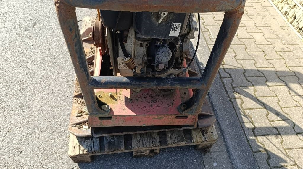Dynapac LG 500 Rüttelplatte Motor defekt, Ersatzteilquelle - Plaque vibrante: photos 4 Dynapac LG 500 Rüttelplatte Motor defekt, Ersatzteilquelle - Plaque vibrante: photos 4